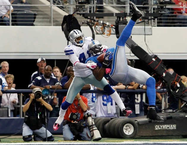 Calvin Johnson Pulling Down Touchdowns